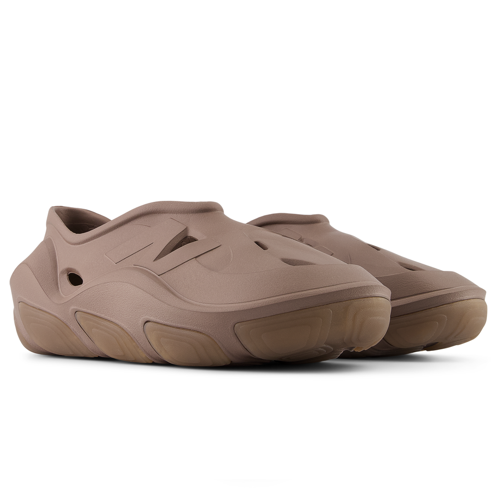 Unisex boty New Balance  Fresh Foam X RCVRY RCVRYEES – hnědý