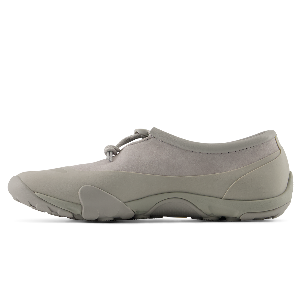 Unisex boty New Balance Minimus MT10T8WQ – šedé