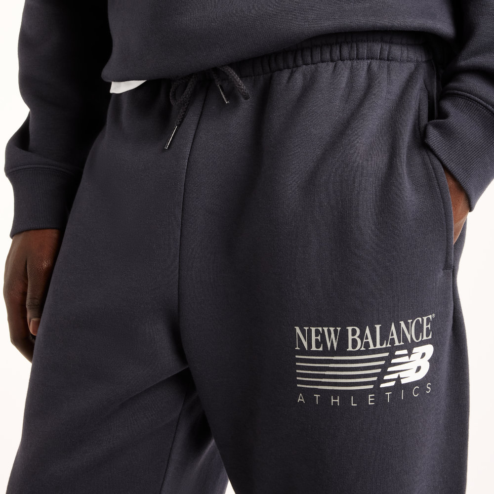 Pánské kalhoty New Balance Reimagined Graphic – šedé