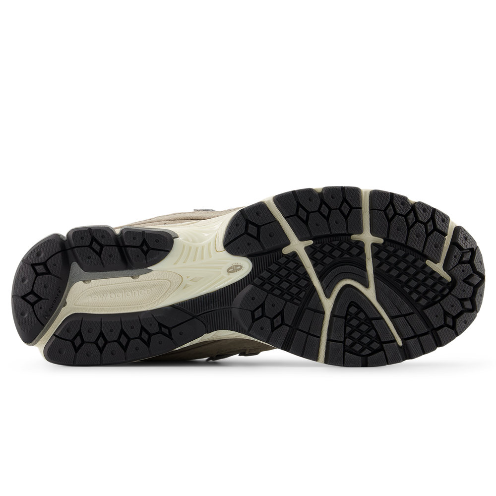 Unisex boty New Balance U2002RRD – hnědý