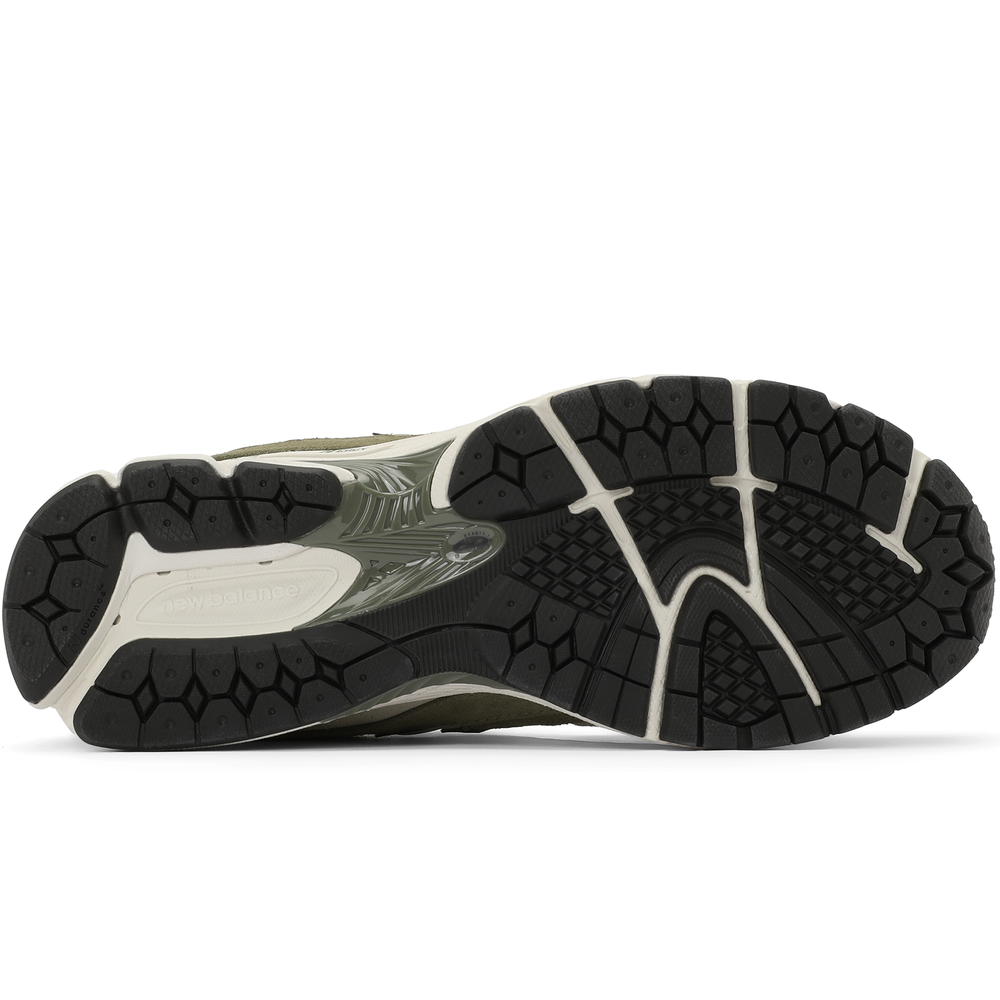 Unisex boty New Balance U2002RCE – oranžová