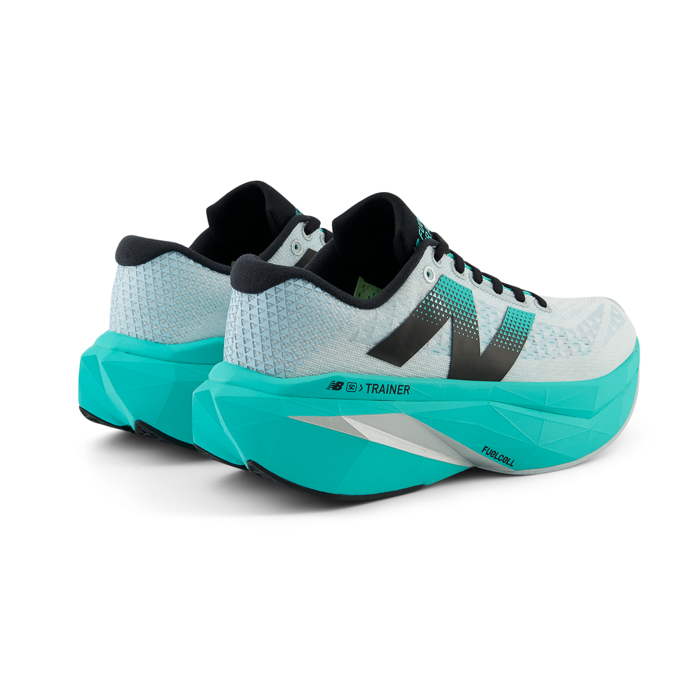 Dámské boty New Balance FuelCell SuperComp Trainer v3 WRCXLW4 – modré