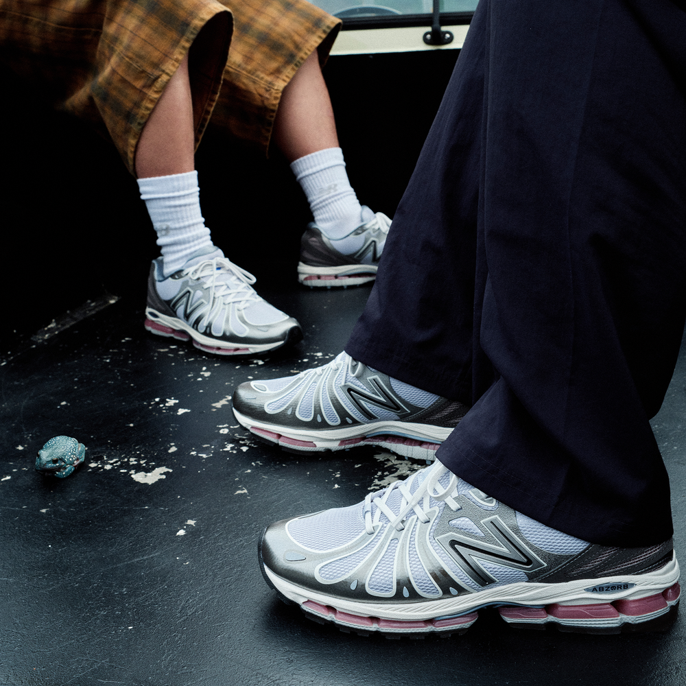 Unisex boty New Balance U18907NG – stříbrný