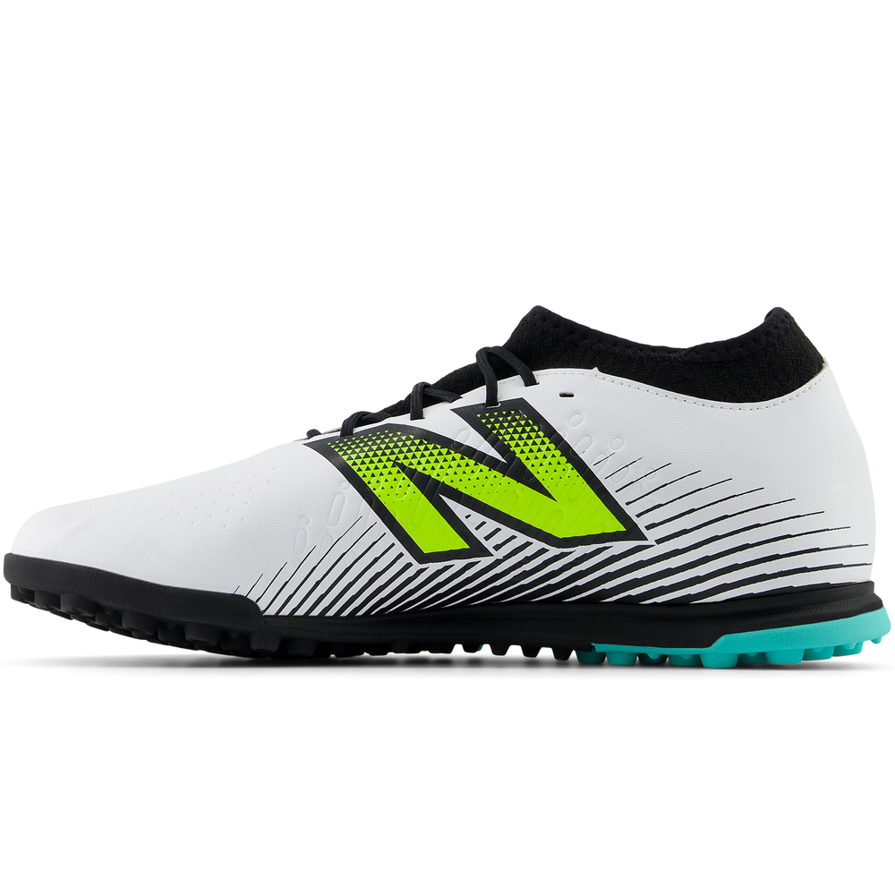 Pánské turfy New Balance TEKELA MAGIQUE TF V4+ ST3TH45 – bílé