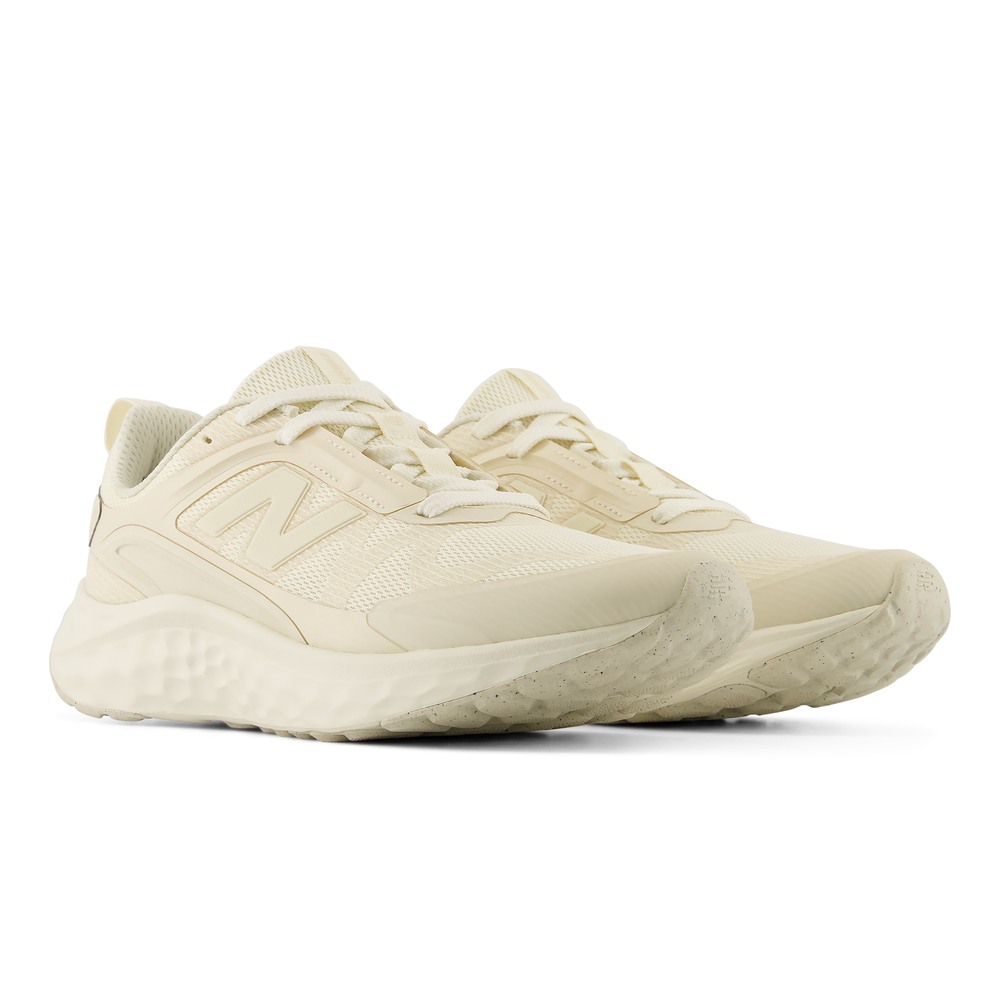 Dámské boty New Balance Fresh Foam Arishi v4 Utility WARIS9MY – béžové
