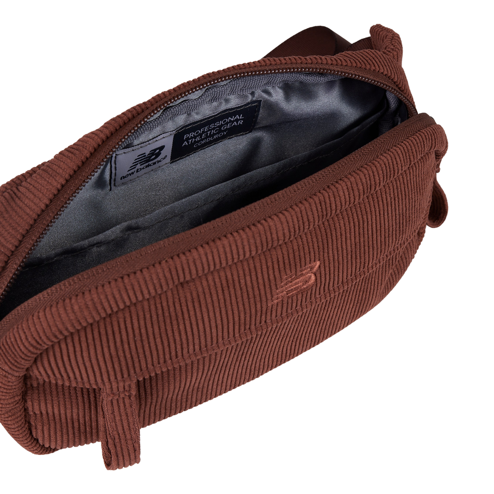 Ledvinka New Balance LAB23171ROK – hnědý