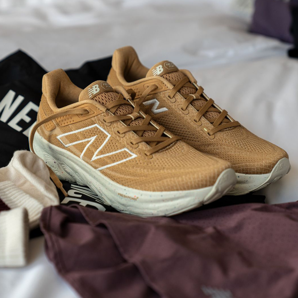 Dámské boty New Balance Fresh Foam 1080 v13 W1080N13 – hnědý