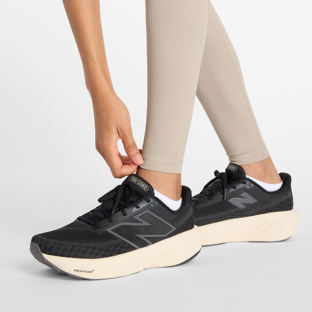 Dámské legíny New Balance WP53152ADS – béžové