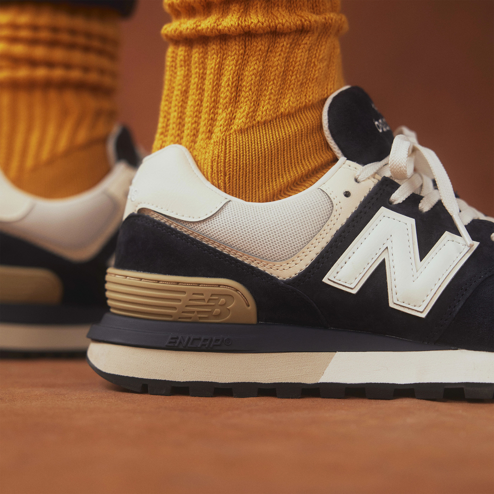 Pánské boty New Balance U574LGRN – tmavomodrá