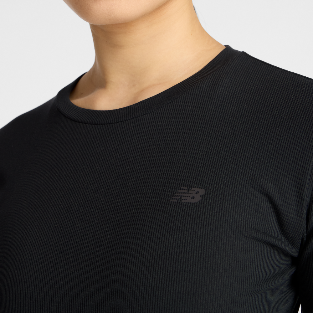 Dámské tričko New Balance WT53133BK – černé