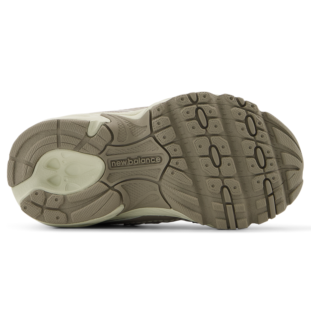 Dětské boty New Balance IZ740SA – hnědý
