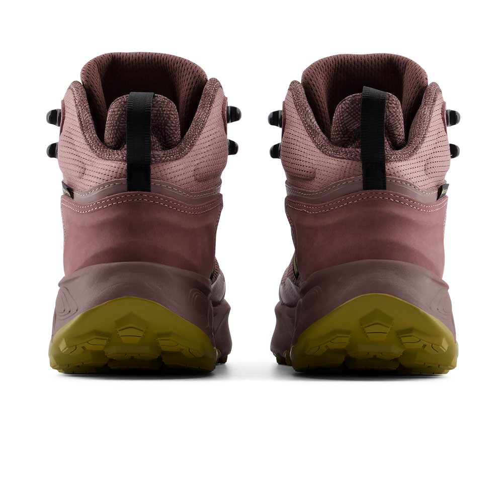 Dámské boty New Balance Fresh Foam X Hierro Hiker Gore-Tex v9 WHIMC1AO – růžové
