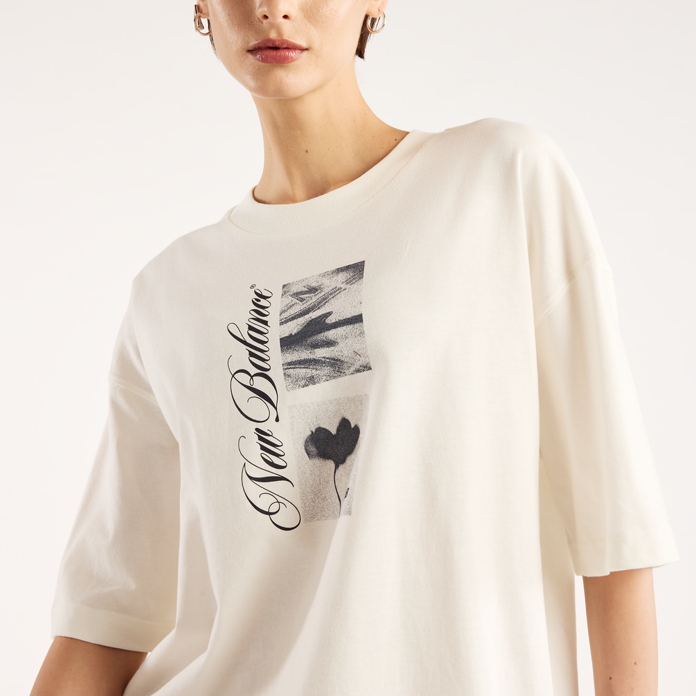 Dámské tričko New Balance Pressed Flowers Script – béžové