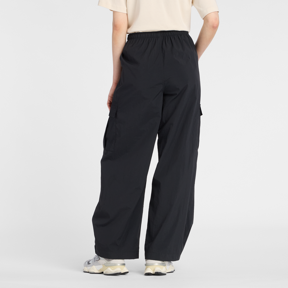 Dámské kalhoty New Balance Cargo – černé