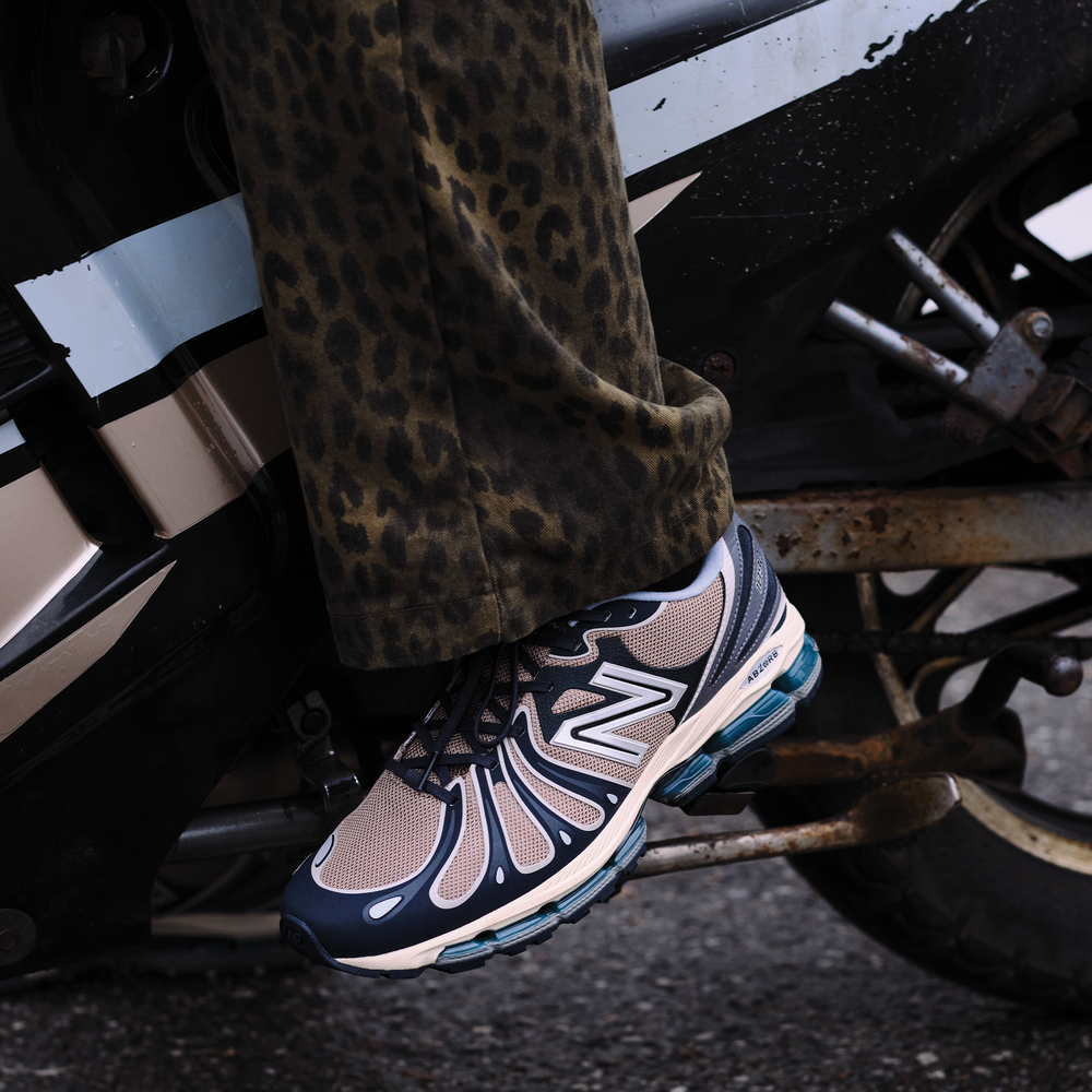 Unisex boty New Balance U189052J – hnědý