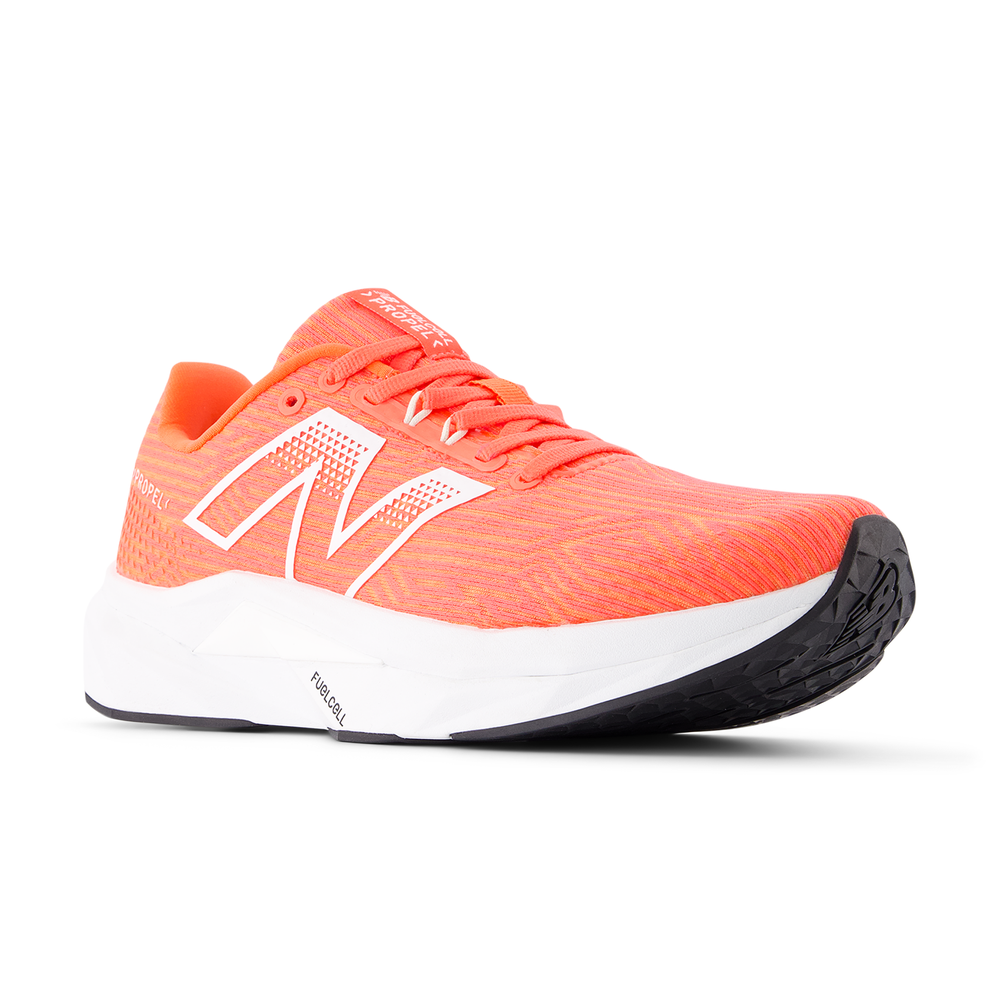 Dámské boty New Balance FuelCell Propel v5 WFCPRCV5 – oranžová