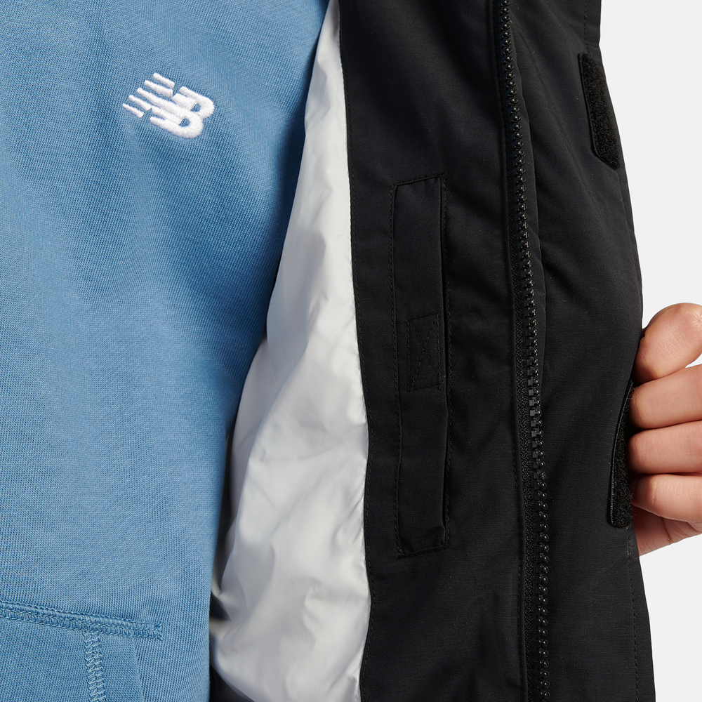 Dětská bunda New Balance LAKB0287BK – černé