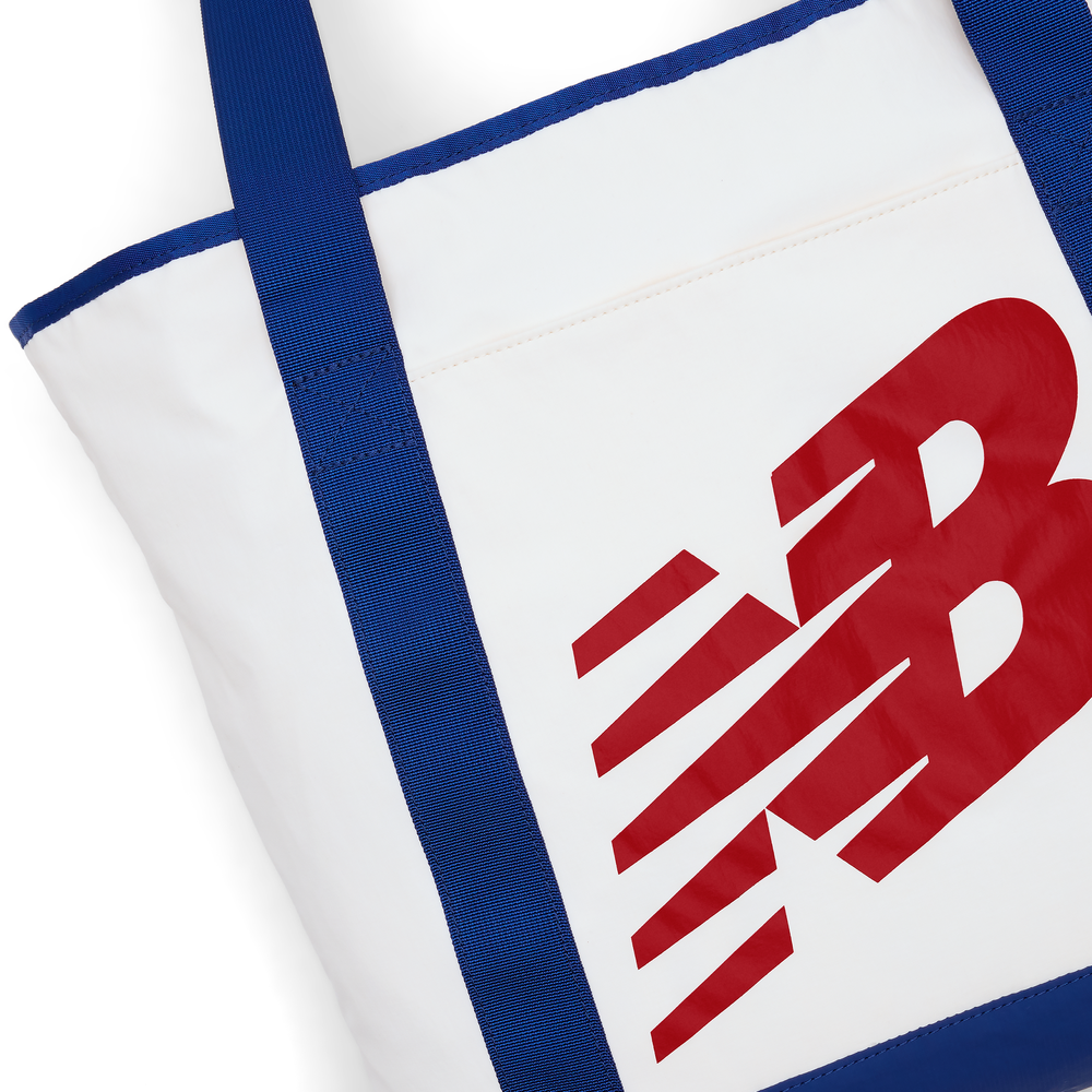 Taška New Balance AC28117IKW – bílé