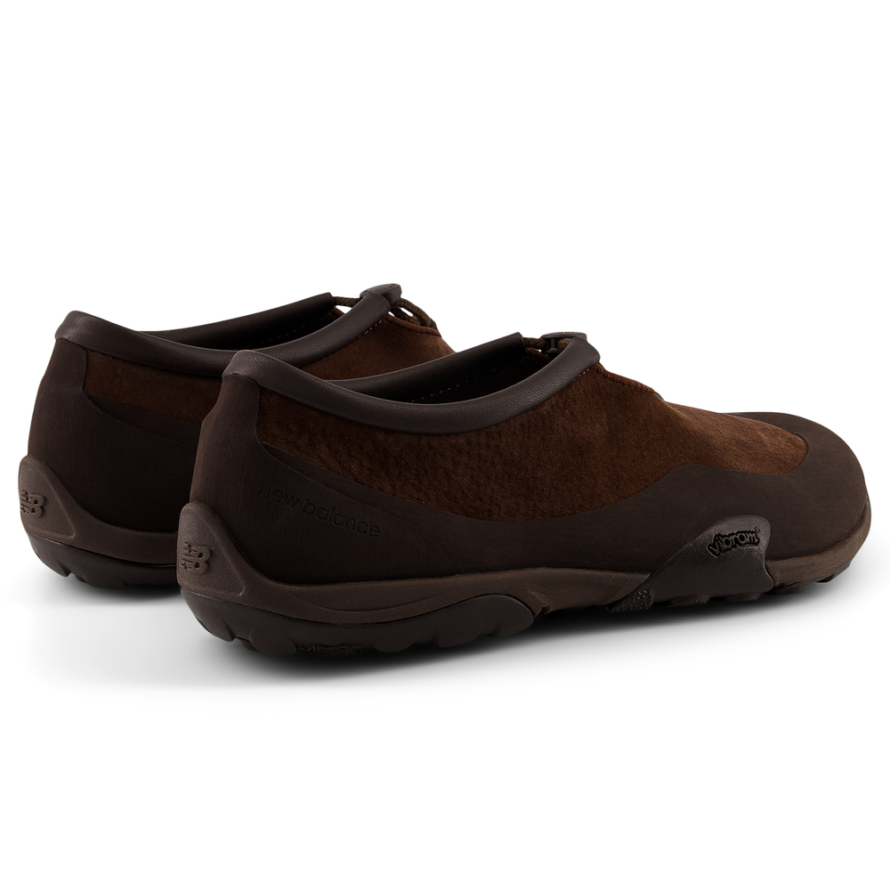 Unisex boty New Balance Minimus MT10T7OV – hnědý