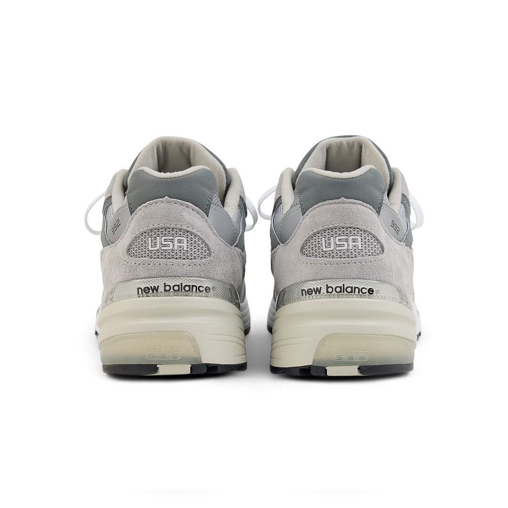 Unisex boty New Balance U992GY - šedé