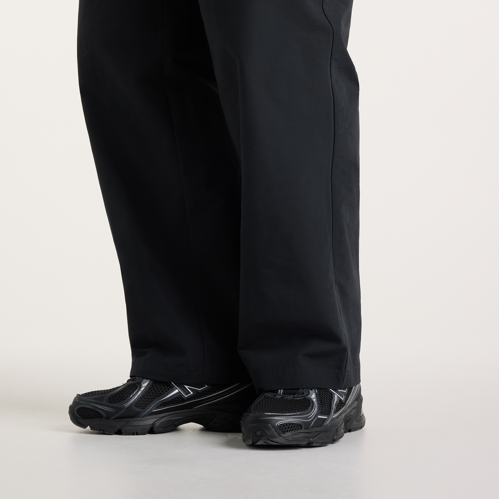 Pánské kalhoty New Balance Cargo – černé