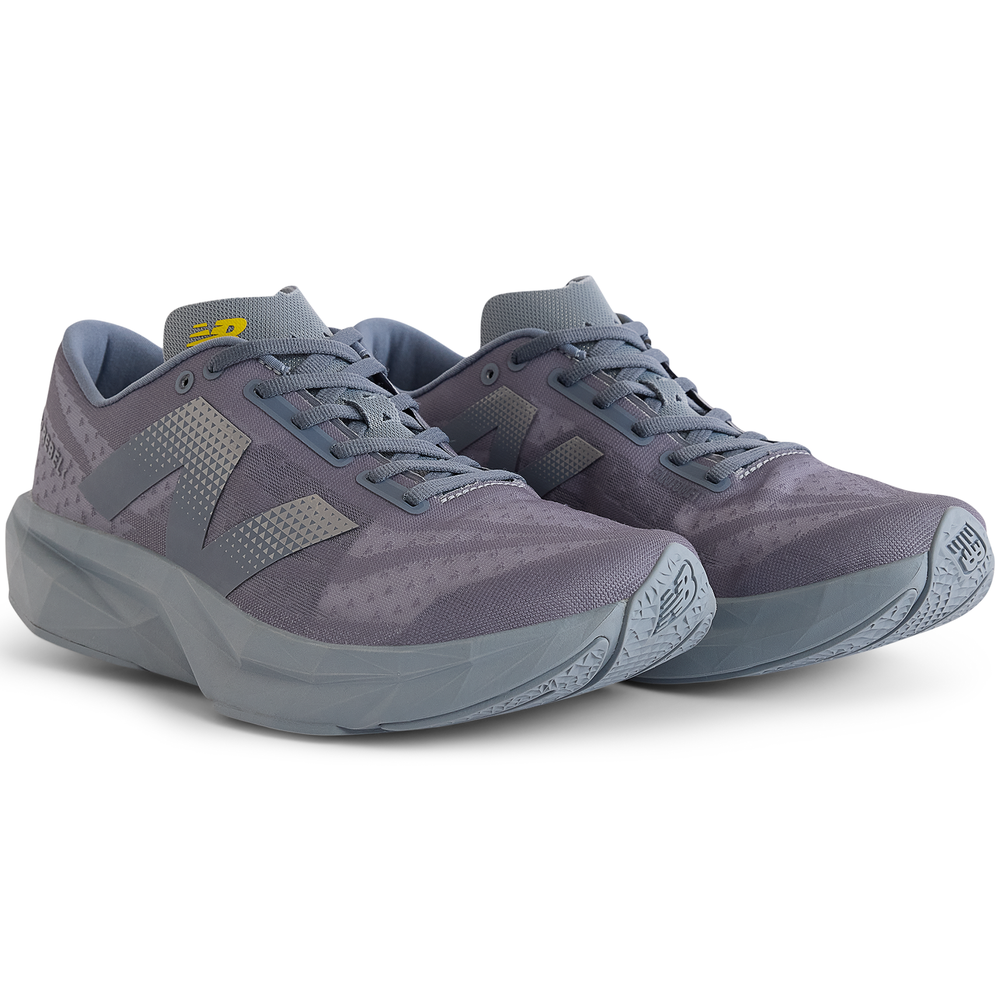 Unisex boty New Balance FuelCell Rebel v4 UFCXTD4 – šedé