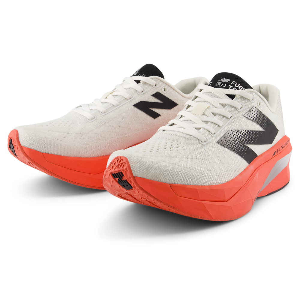 Boty na běhání New Balance FuelCell SuperComp Trainer v3 MRCXY4 – bílé