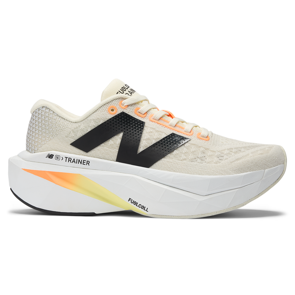 Boty na běhání New Balance FuelCell SuperComp Trainer v3 MRCXCA4 – béžové