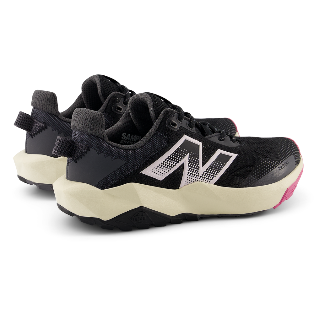 Dámské boty New Balance DynaSoft Nitrel v6 WTNTRLP6 – černé