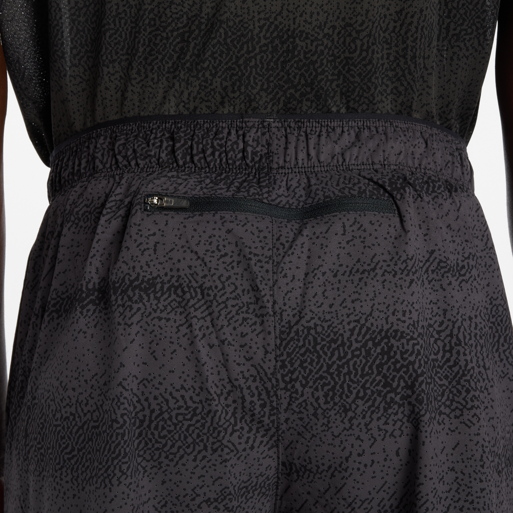 Pánské šortky New Balance MS43285BGR – černé