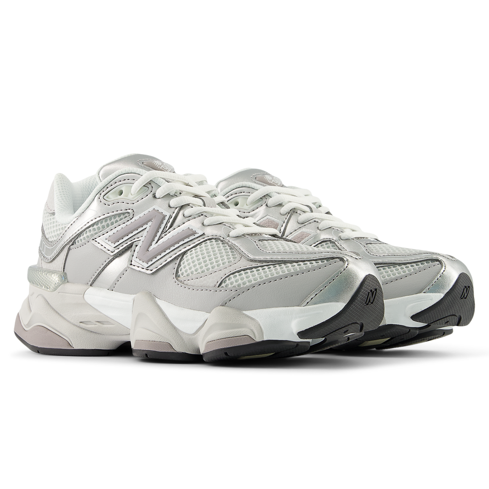 Dětské boty New Balance G90602LB – šedé