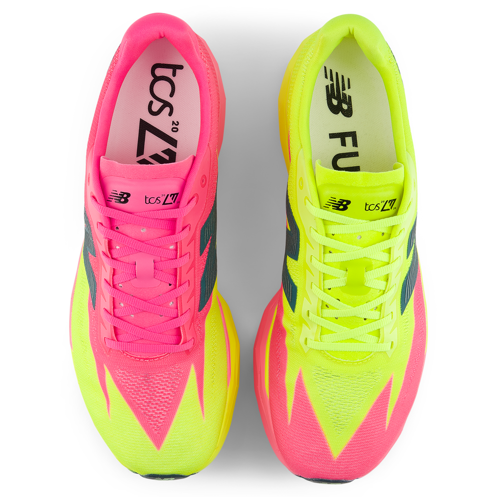 Boty na běhání New Balance FuelCell SC Elite V5 TCS London Marathon MRCEL55L – růžové