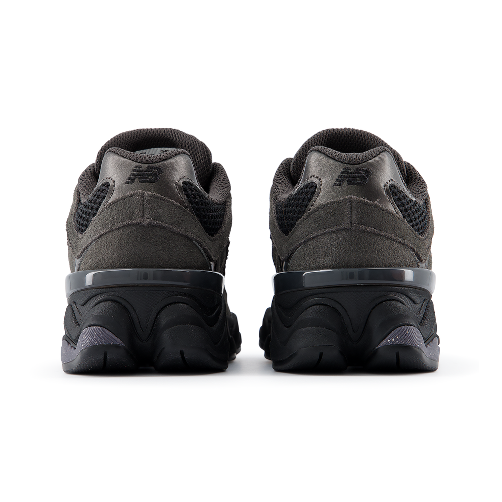 Dětské boty New Balance G90606YK – hnědý