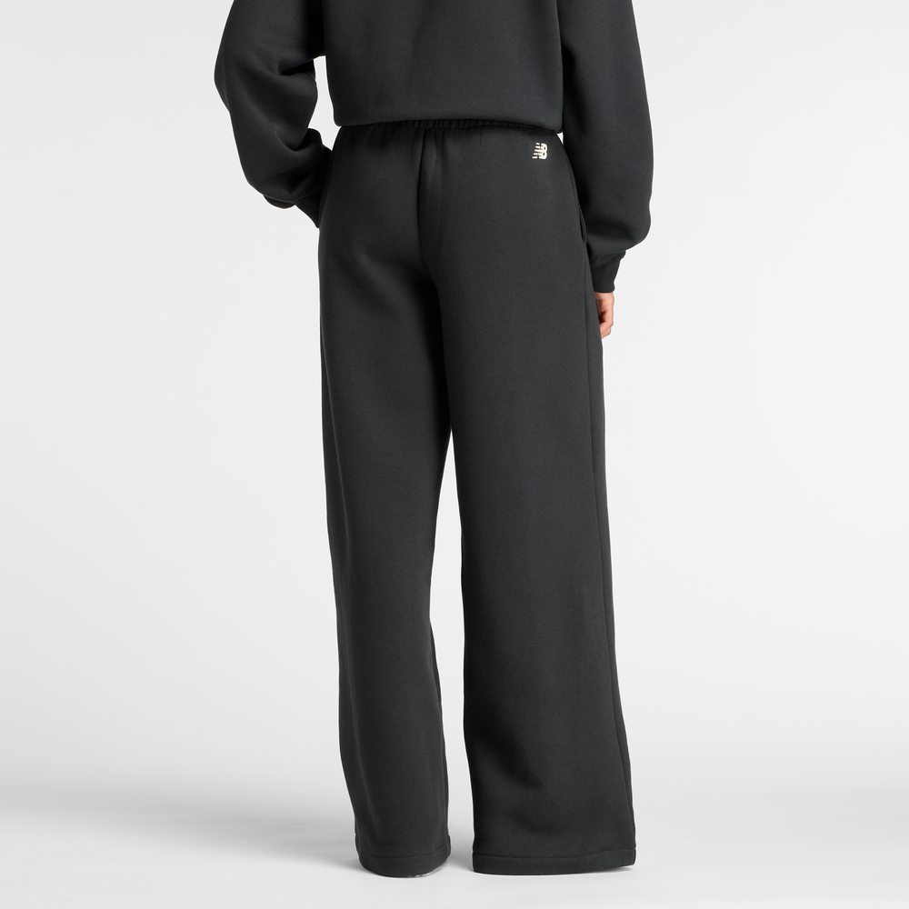Dámské kalhoty New Balance WP53903BK – černé