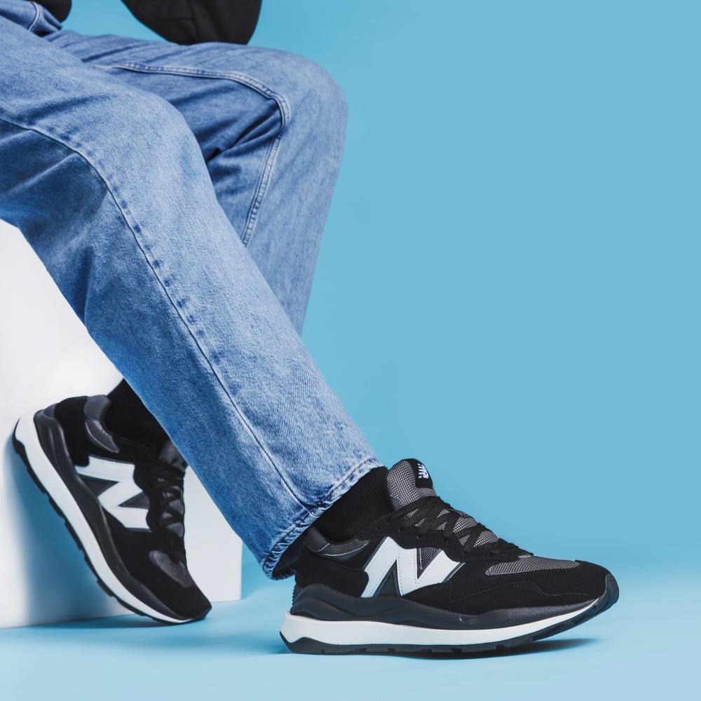 New Balance M5740CBA
