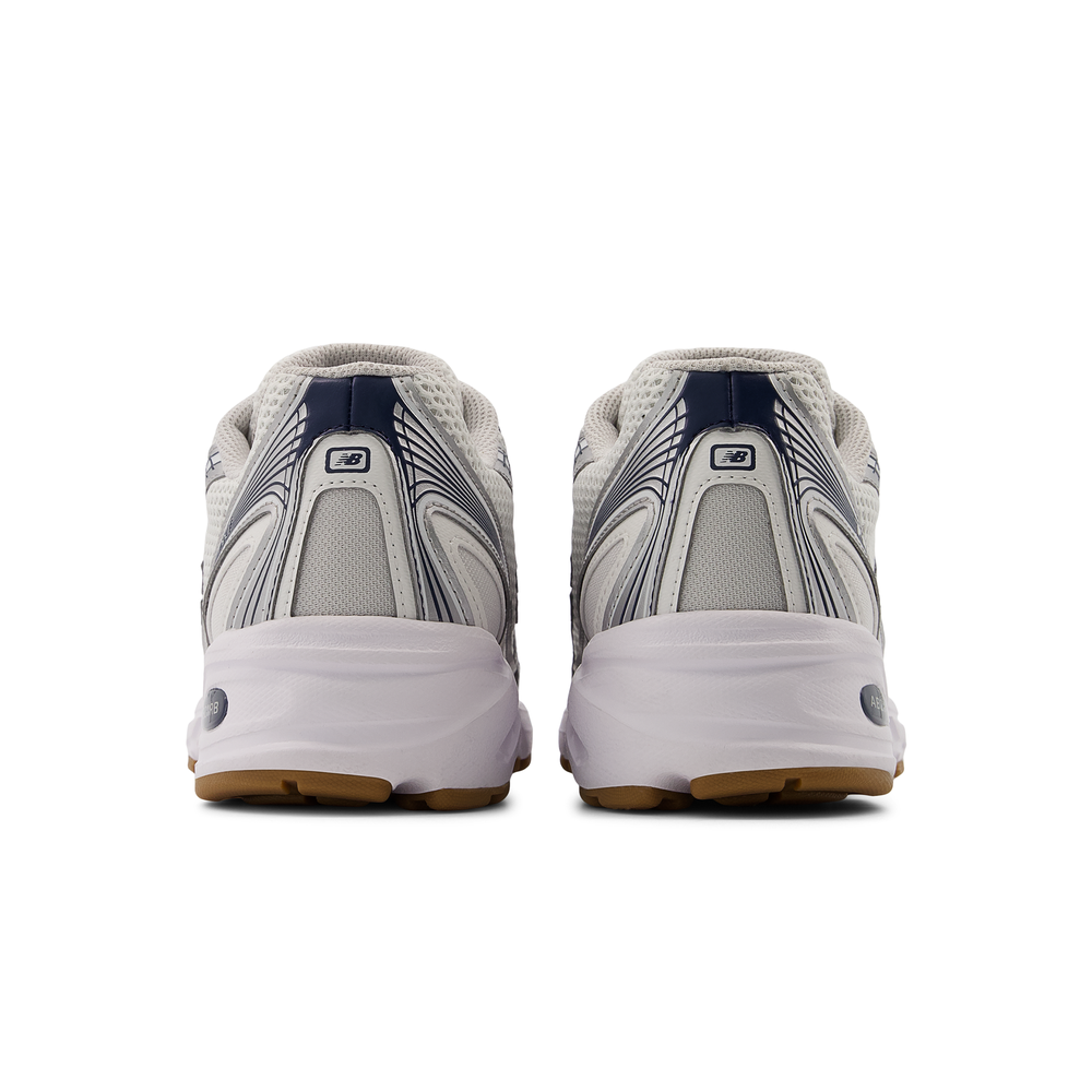 Unisex boty New Balance U740SN2 – stříbrný