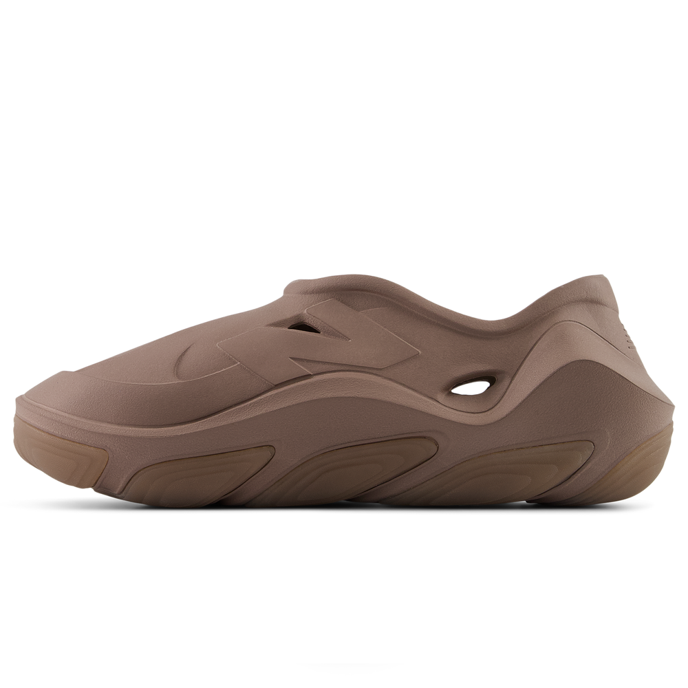Unisex boty New Balance  Fresh Foam X RCVRY RCVRYEES – hnědý