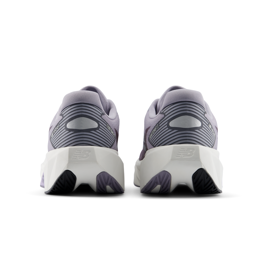 Pánské boty New Balance FuelCell Rebel v5 MFCX2JO – fialové
