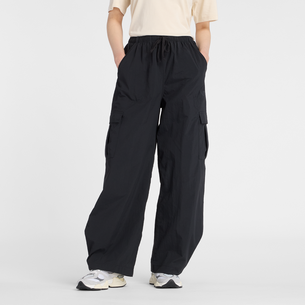 Dámské kalhoty New Balance WP53504BK – černé