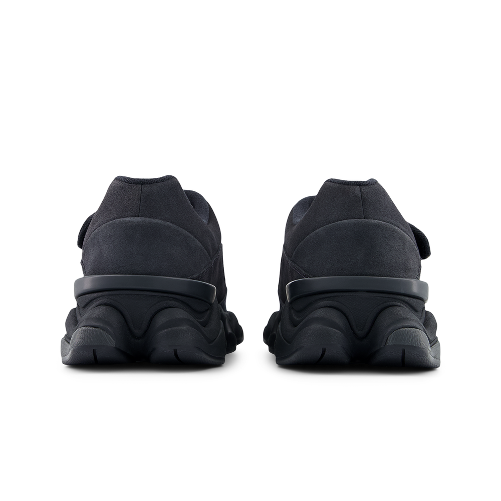Unisex boty New Balance U8040UOB – černé