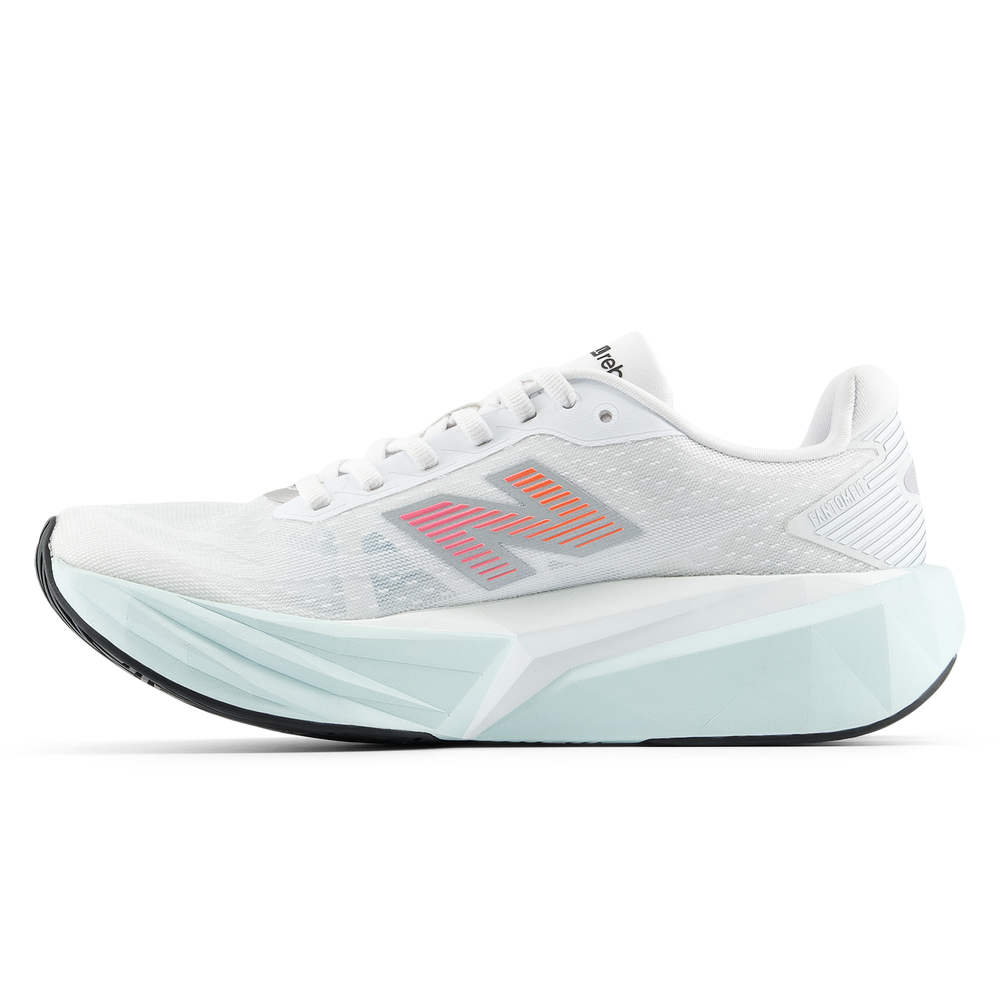 Dámské boty New Balance FuelCell Rebel v5 WFCX8U7 – bílé