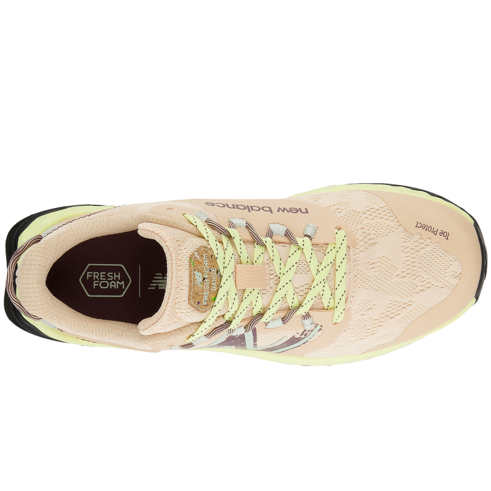 Dámské boty New Balance Fresh Foam Garoé WTGARORP –  béžové