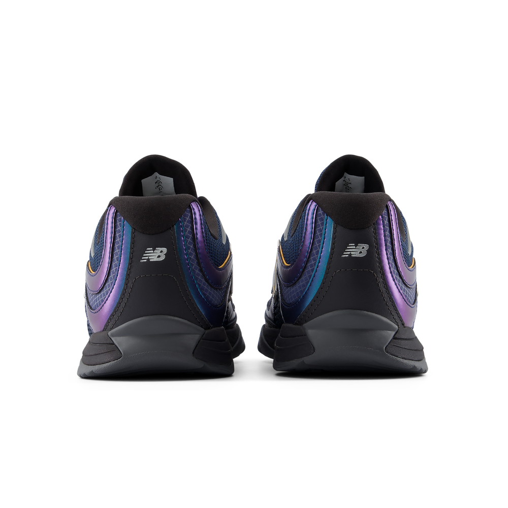 Unisex boty New Balance URC569RW – tmavomodrá