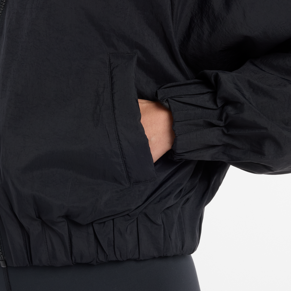 Dámská bunda New Balance WJ61D8YXBK – černé