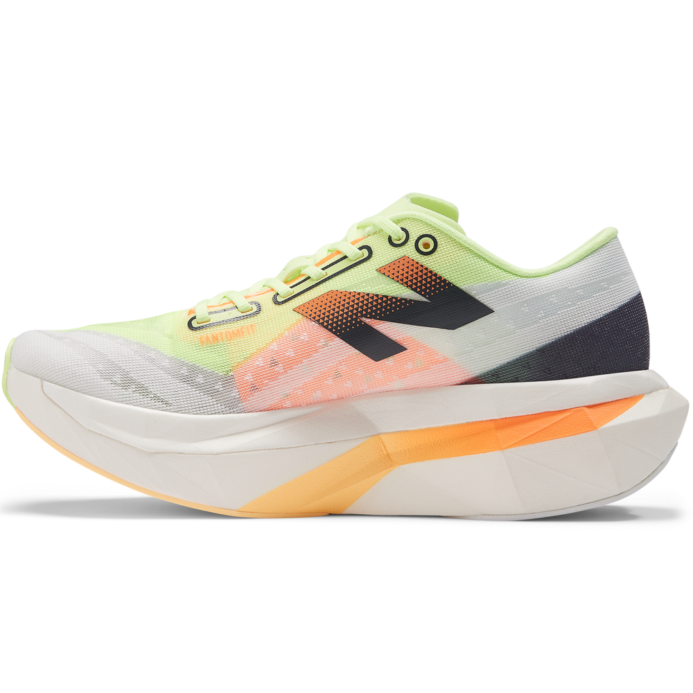 Dámské boty New Balance FuelCell SC Elite V4 WRCELLA4 – bílé