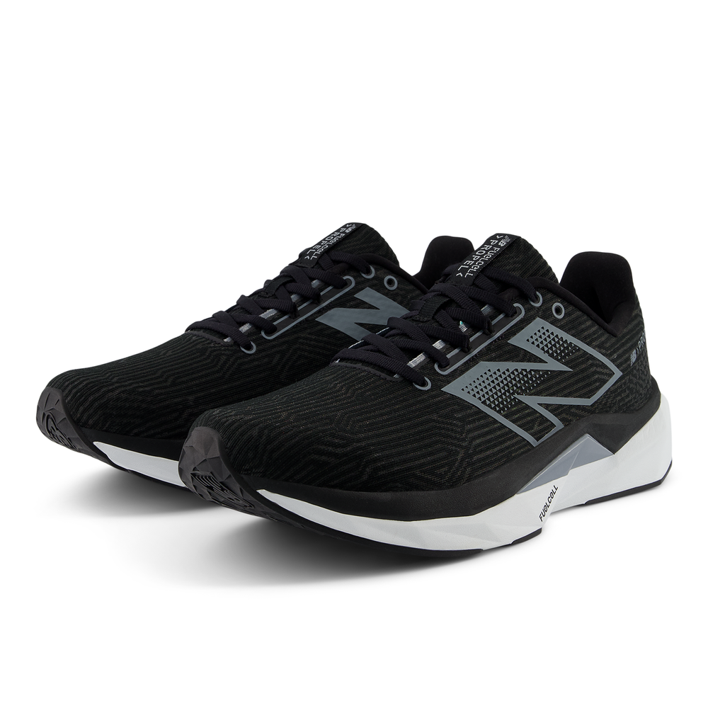 Pánské boty New Balance FuelCell Propel v5 MFCPRLB5– černé