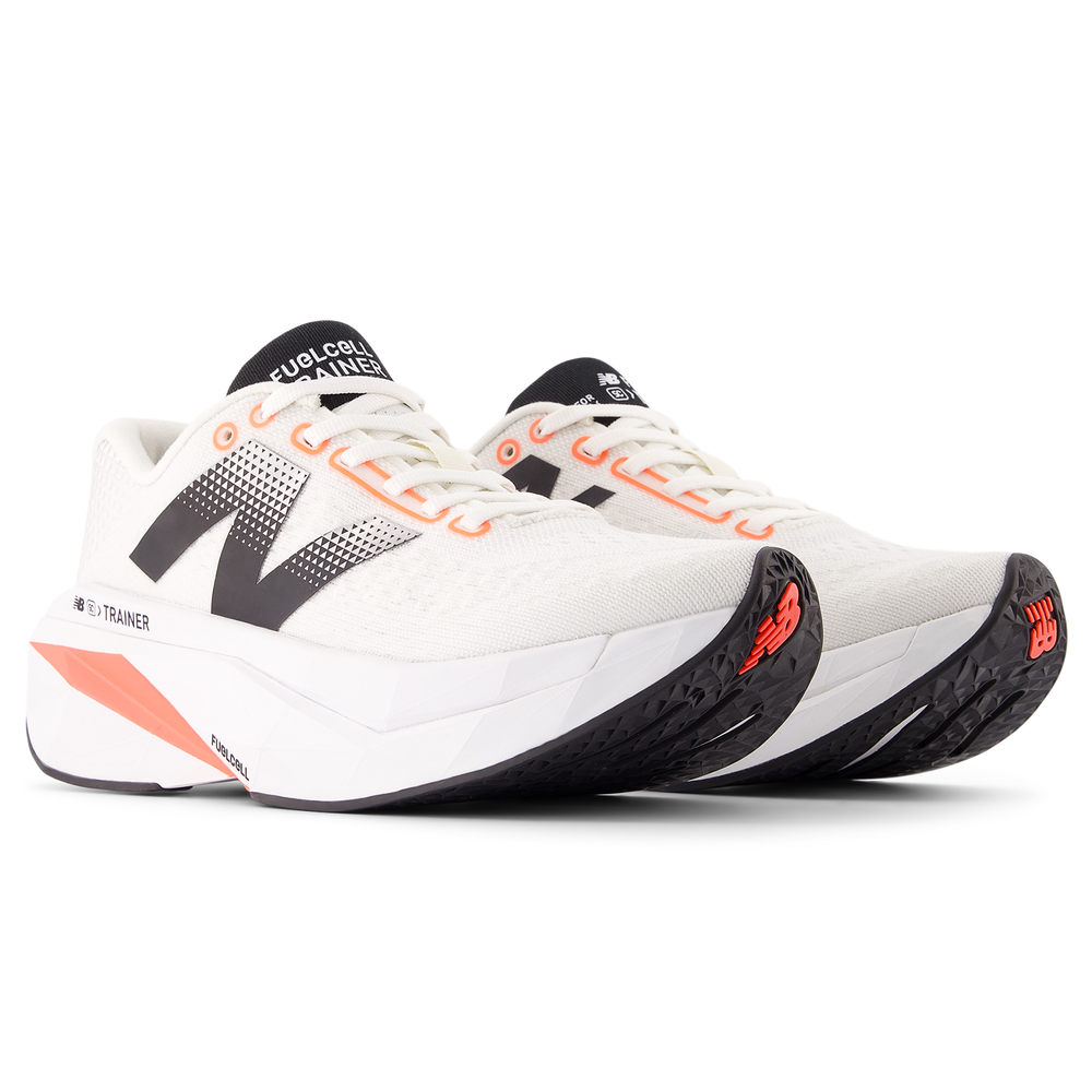 Dámské boty New Balance FuelCell SuperComp Trainer v3 WRCXCS4 – bílé