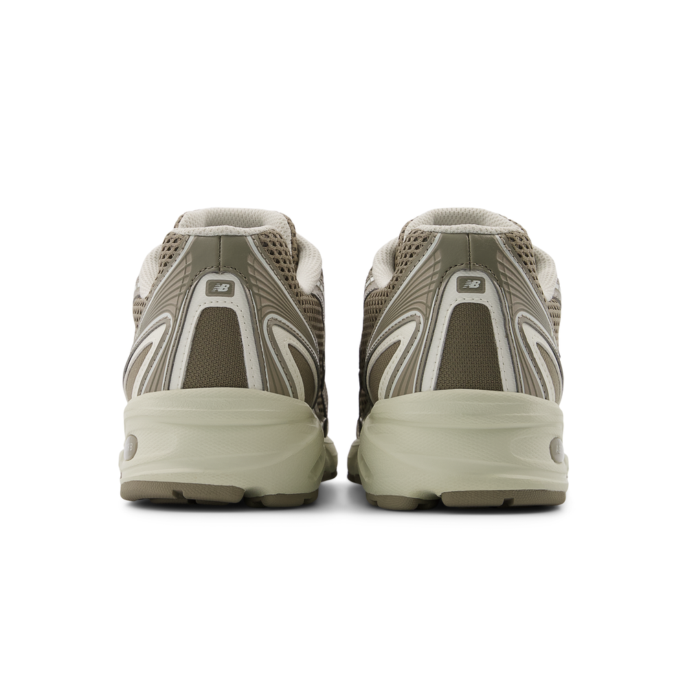 Unisex boty New Balance U740SA2 – hnědý