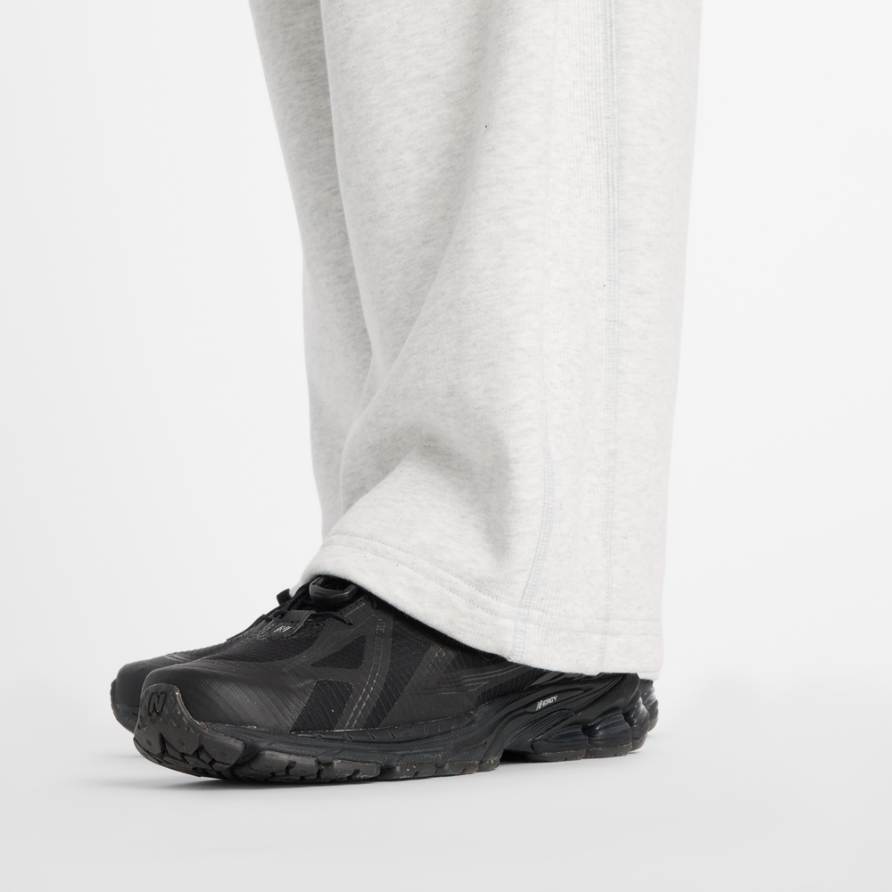 Pánské kalhoty New Balance MP53504AHH – šedé