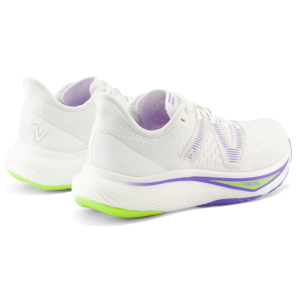 Dámské boty New Balance FuelCell Rebel v3 WFCXCC3 – bílé